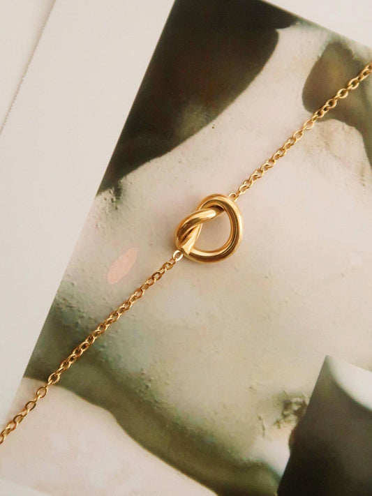 18K Gold Petite Heart Necklace - Purpose + Passion Boutique