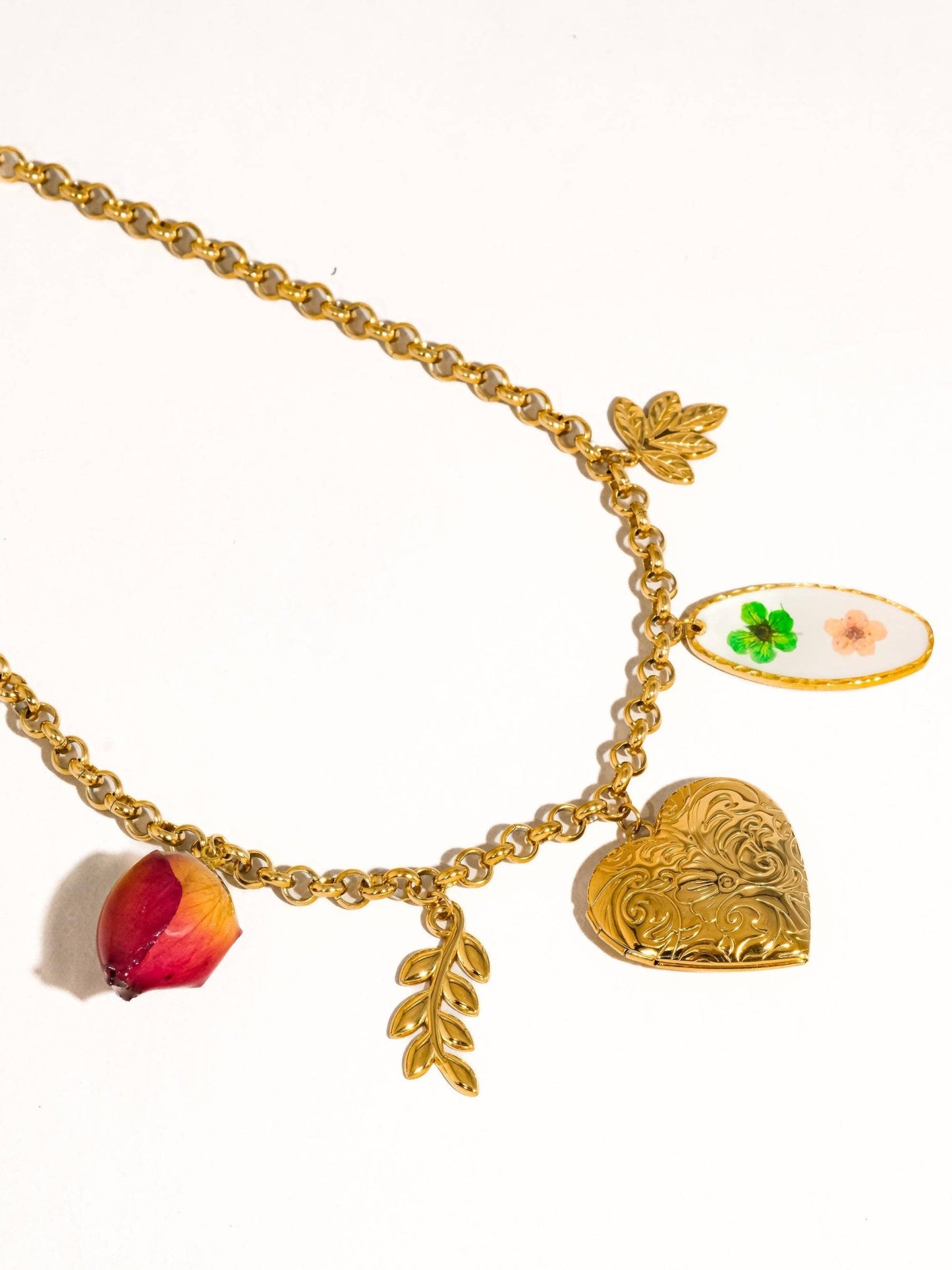 18K Gold Vintage Locket Charm Necklace - Purpose + Passion Boutique