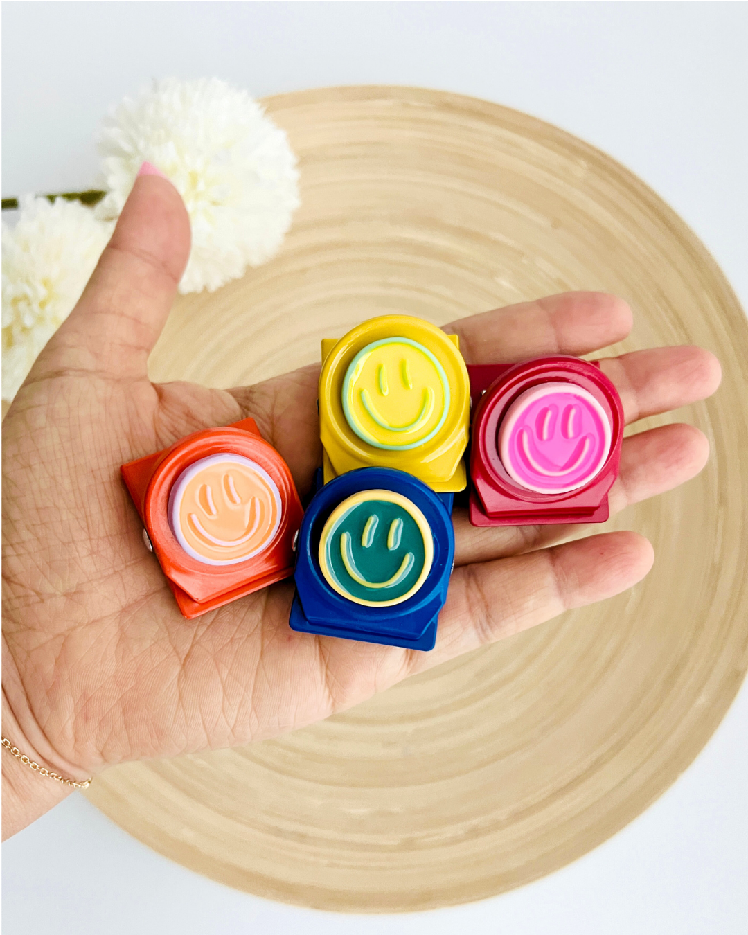 Smiley Clip Magnets Bright & Colorful (Set of 4)