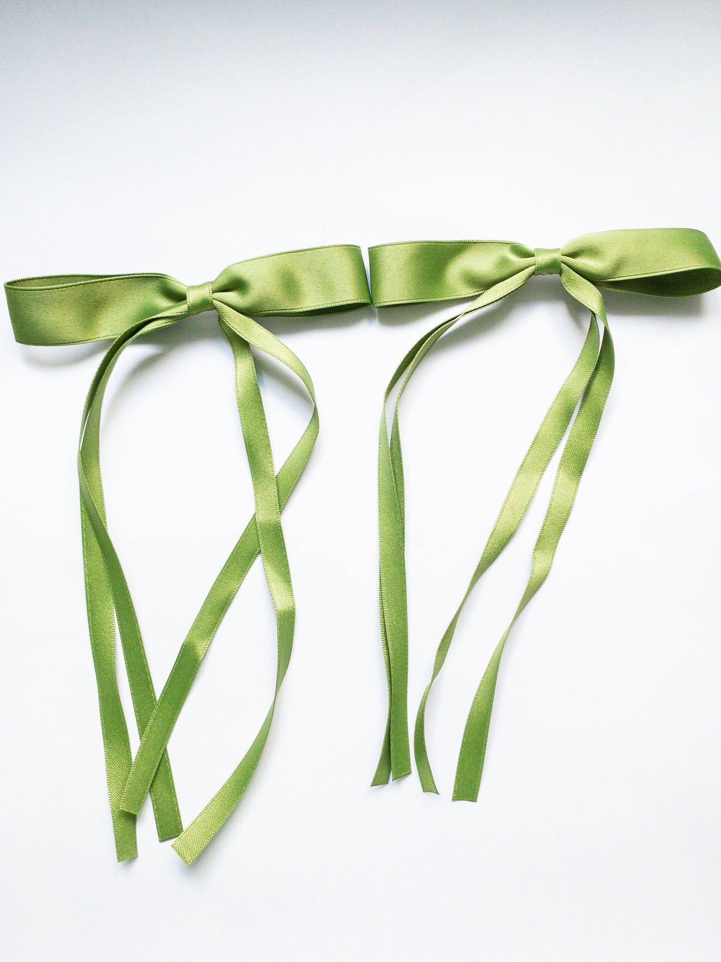 Green Double Strand Ribbon Hair Clip Set