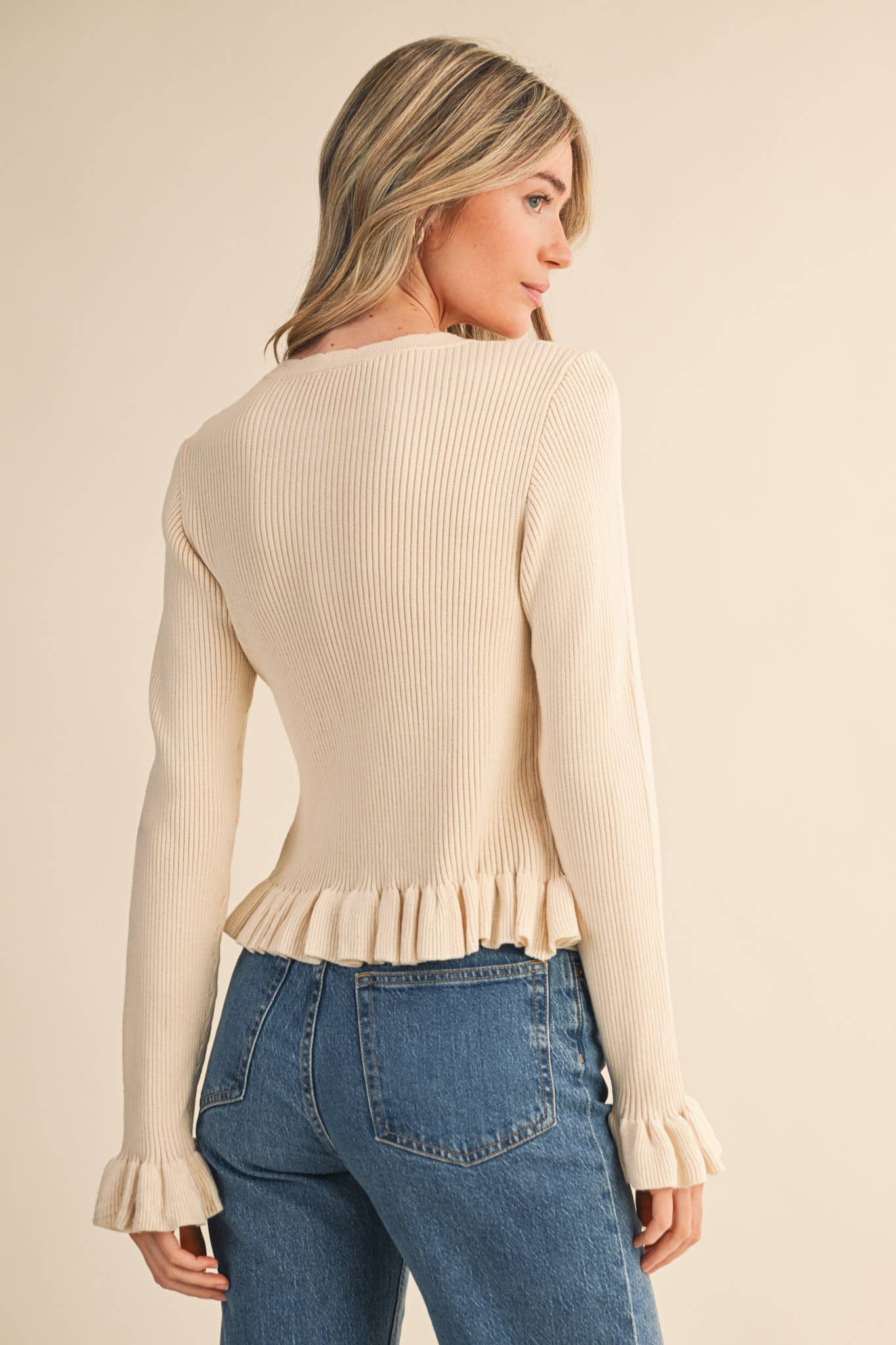 Egg Shell Ruffle Hem Ribbed Knit Cardigan