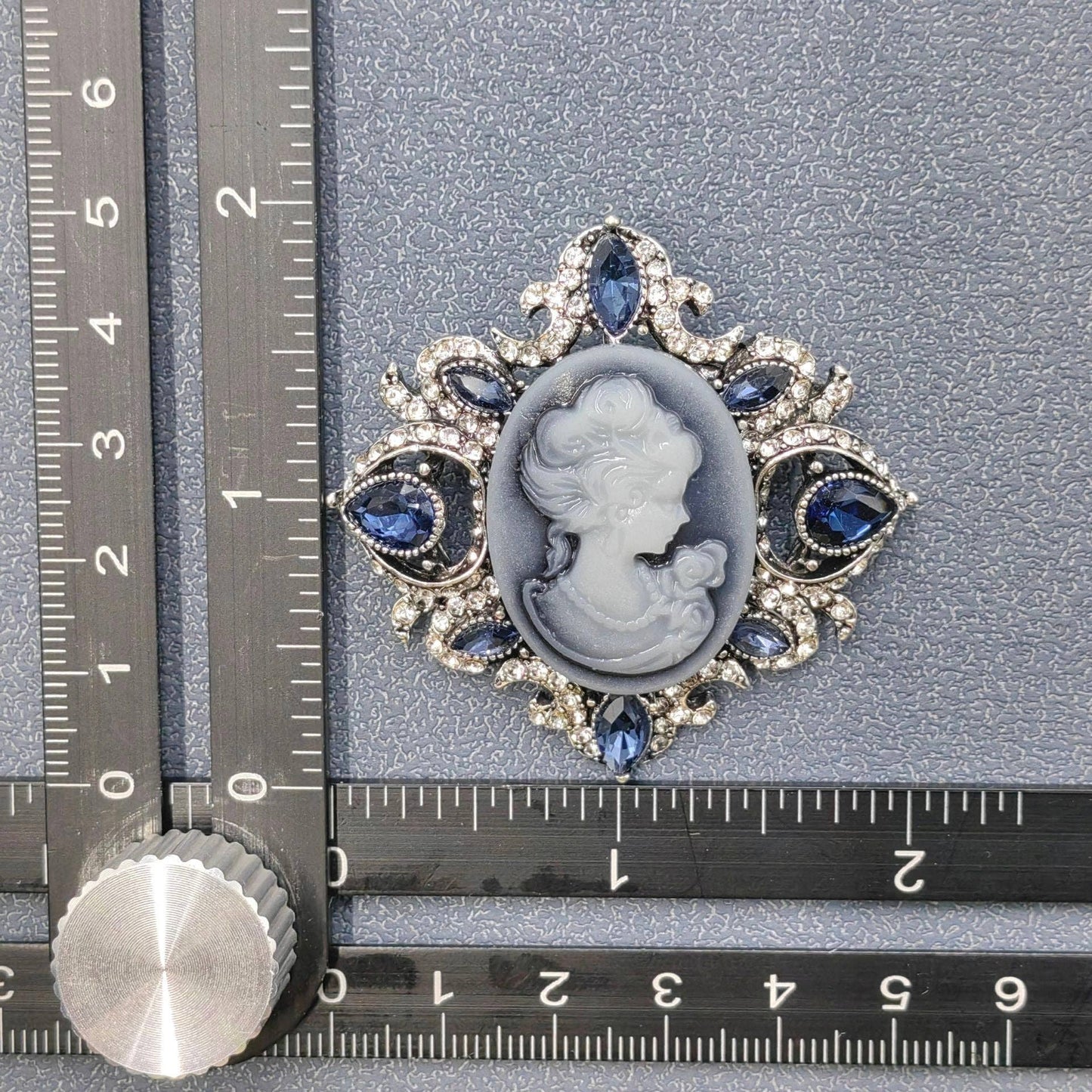 Vintage Noble Ladies Brooch - Purpose + Passion Boutique