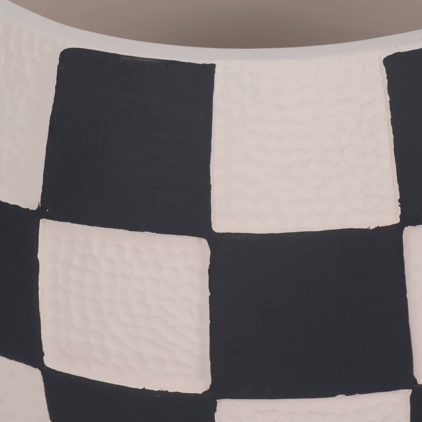 Black/White Pottery Checkerboard Rounded Planter (7 in.)