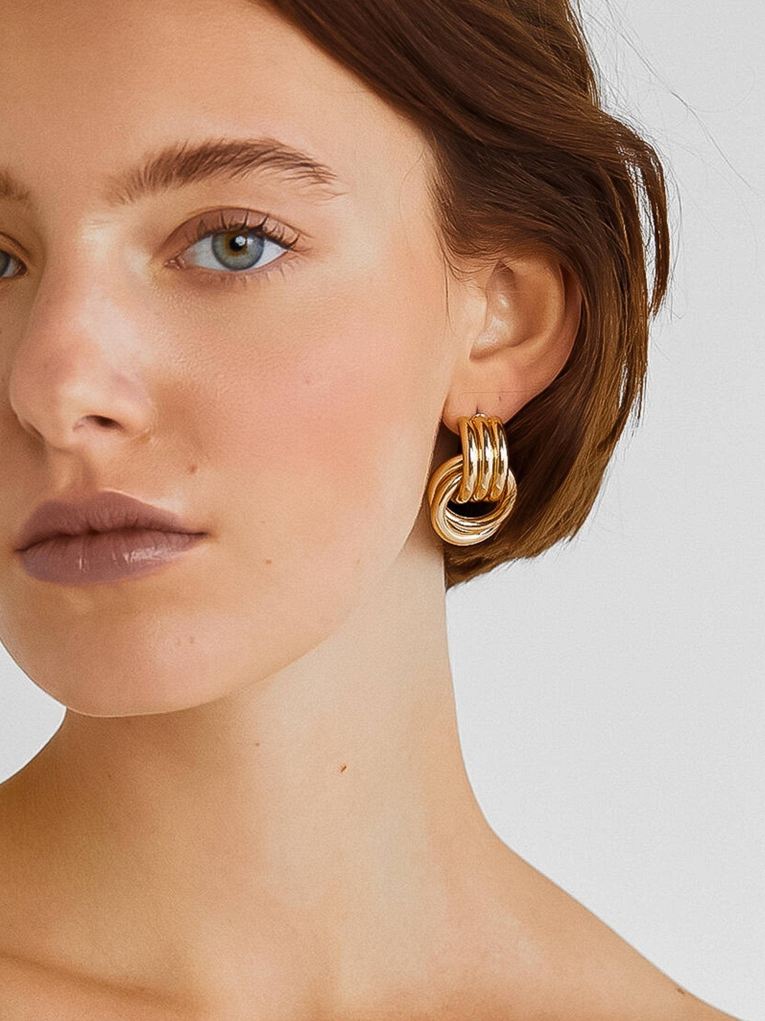 18K Gold Non - Tarnish Classic Hoop Earring - Purpose + Passion Boutique