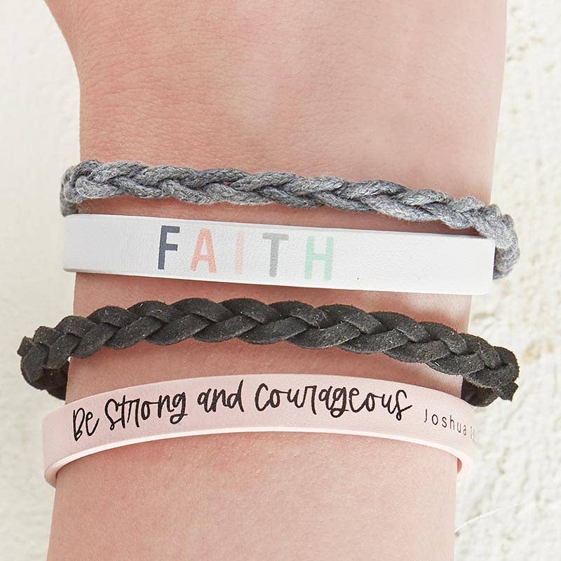 Be Strong & Courageous Snap Bracelet