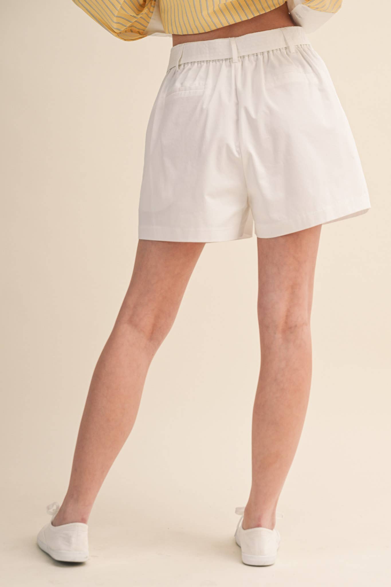 Rope Trim Pleated Belted Shorts