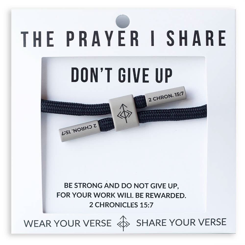 DON'T GIVE UP Cord Bracelet