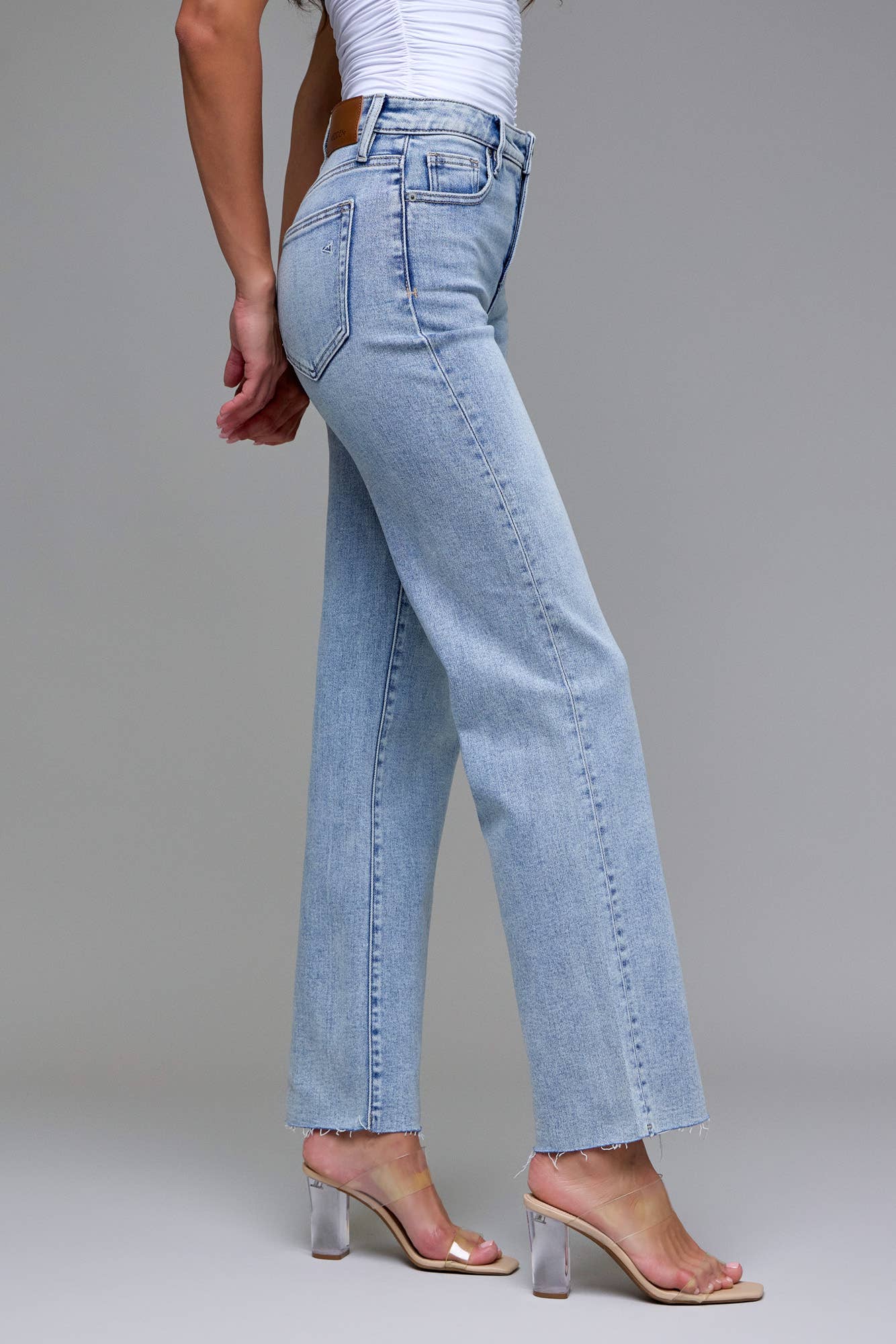 Medium Light Clean Stretch Classic Straight