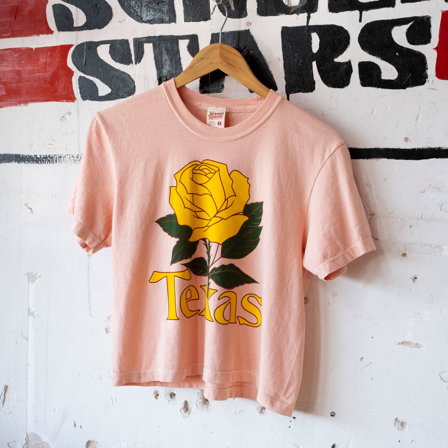 Texas Rose Crop Top T-Shirt