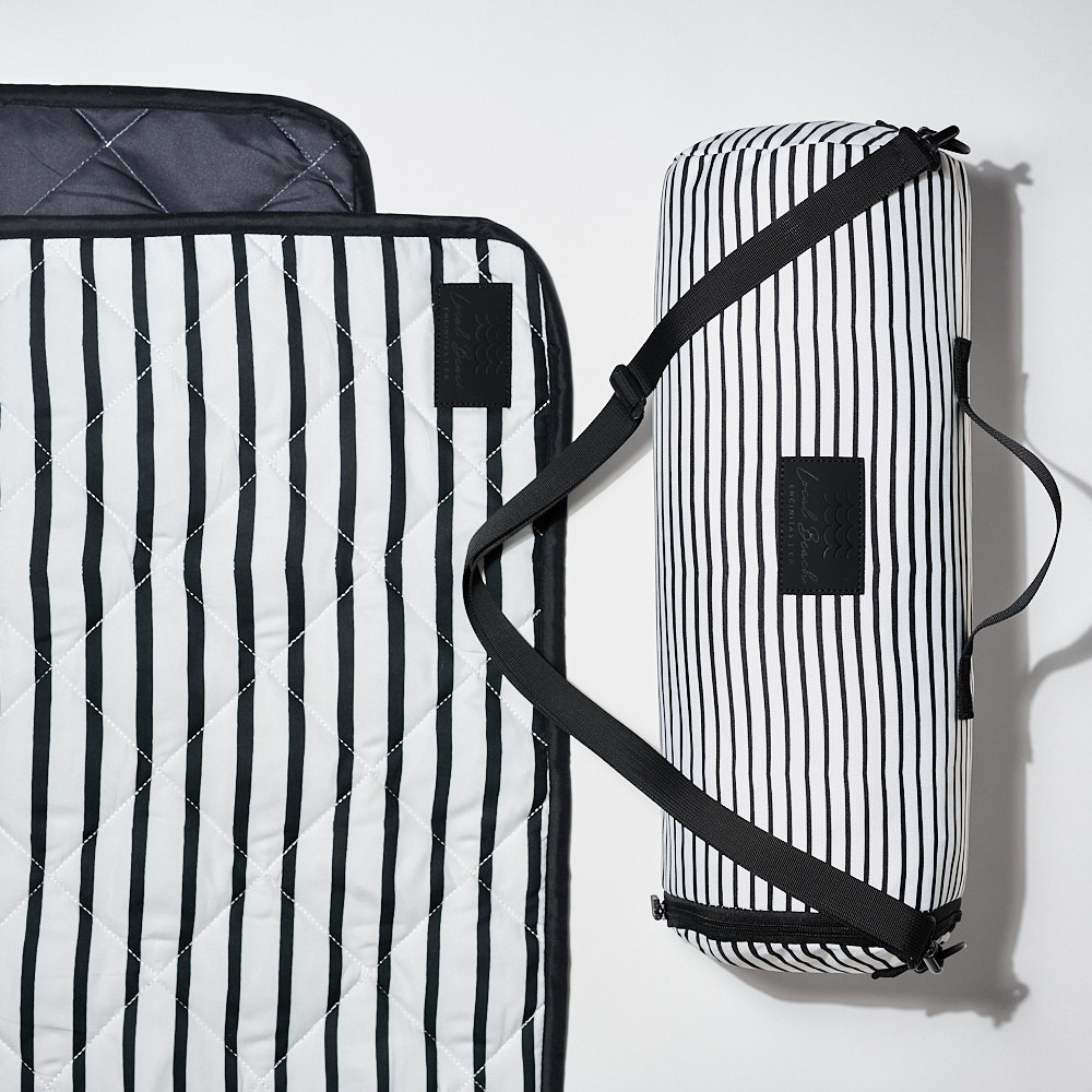 The Outdoor Stripe Blanket - Stripe Black/White