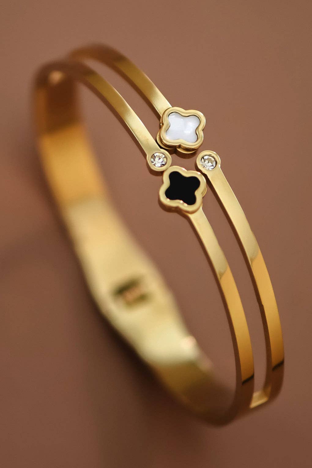 18K Gold PVD Plated Waterproof Stainless Steel Bangle