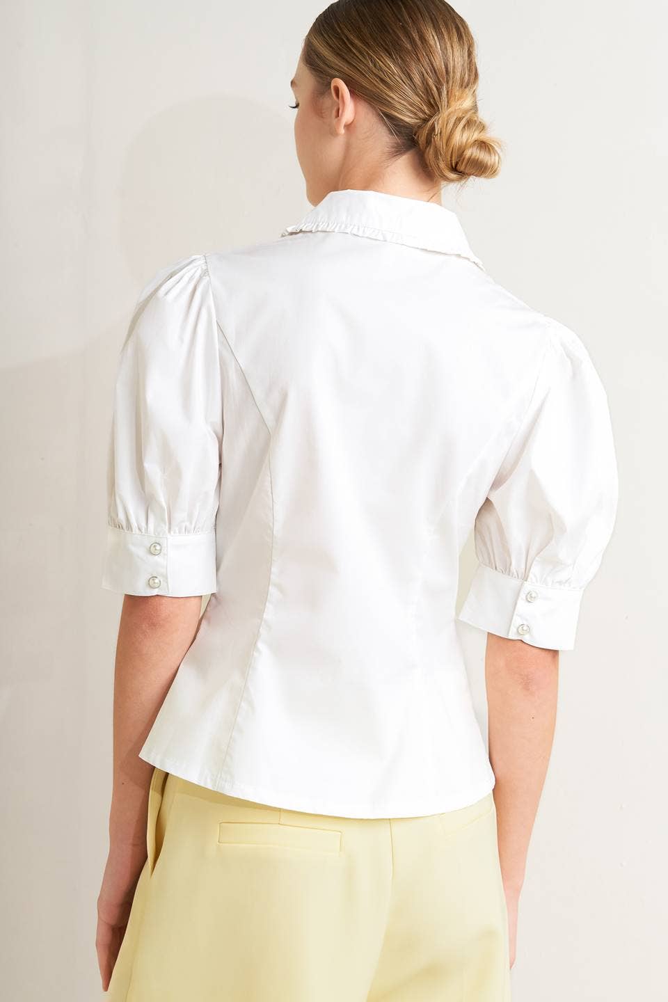 White Round Collar Ruffle Blouse