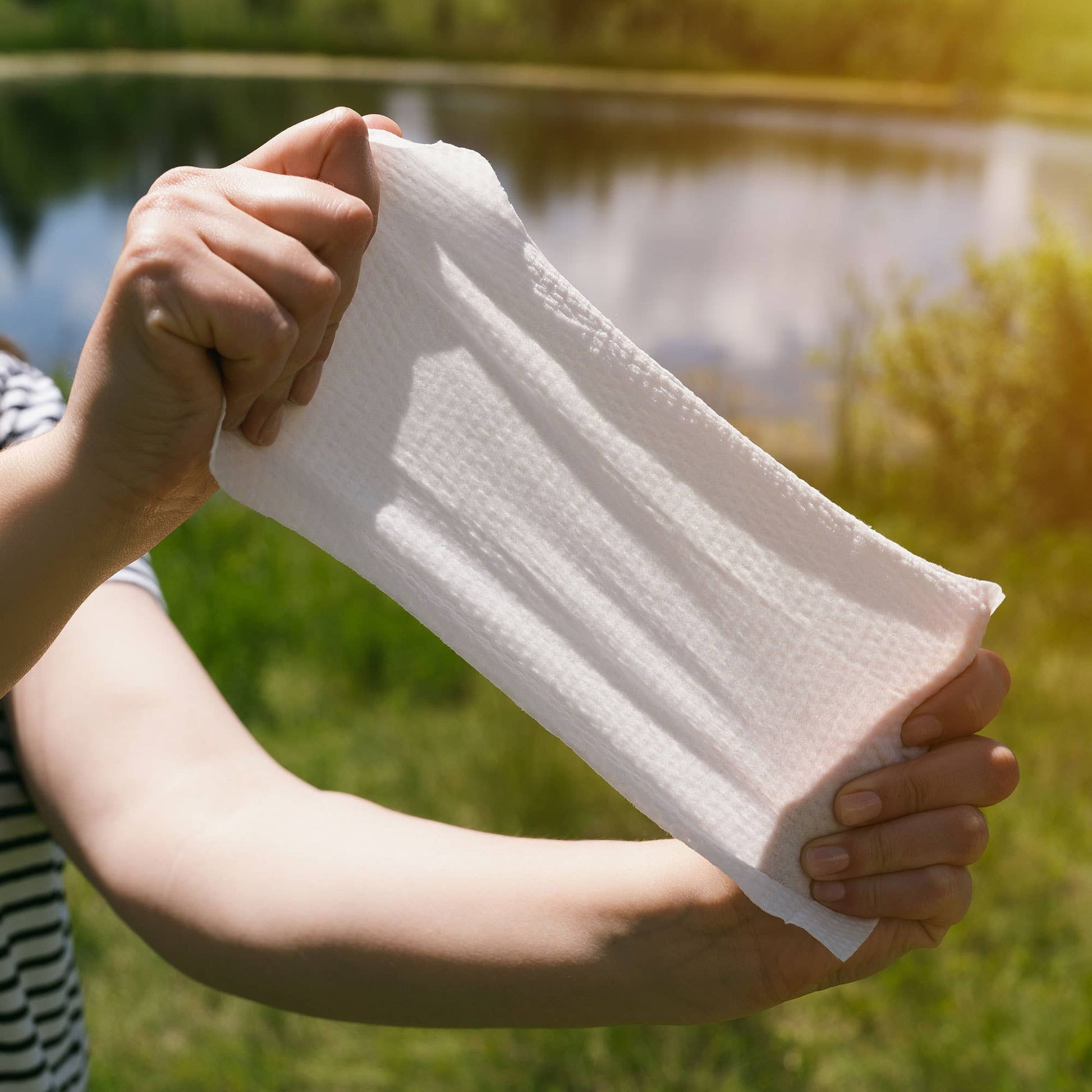 Bug Repellent Wipes - Citronella & Peppermint Oil - 15pk - Purpose + Passion Boutique