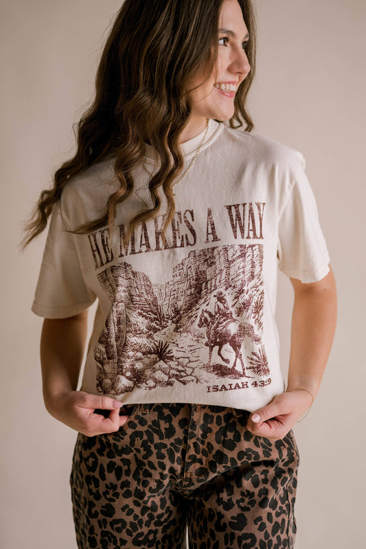 He Makes A Way Tee - Ivory