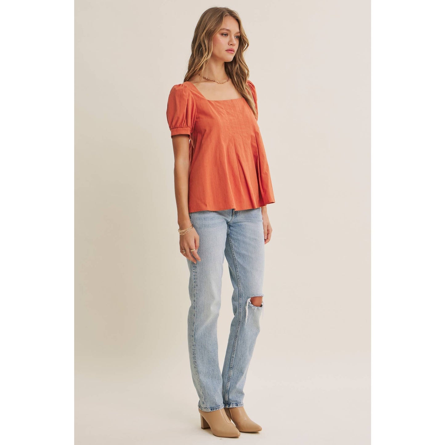 Cotton Puff-Sleeved Cayenne Pleated Blouse