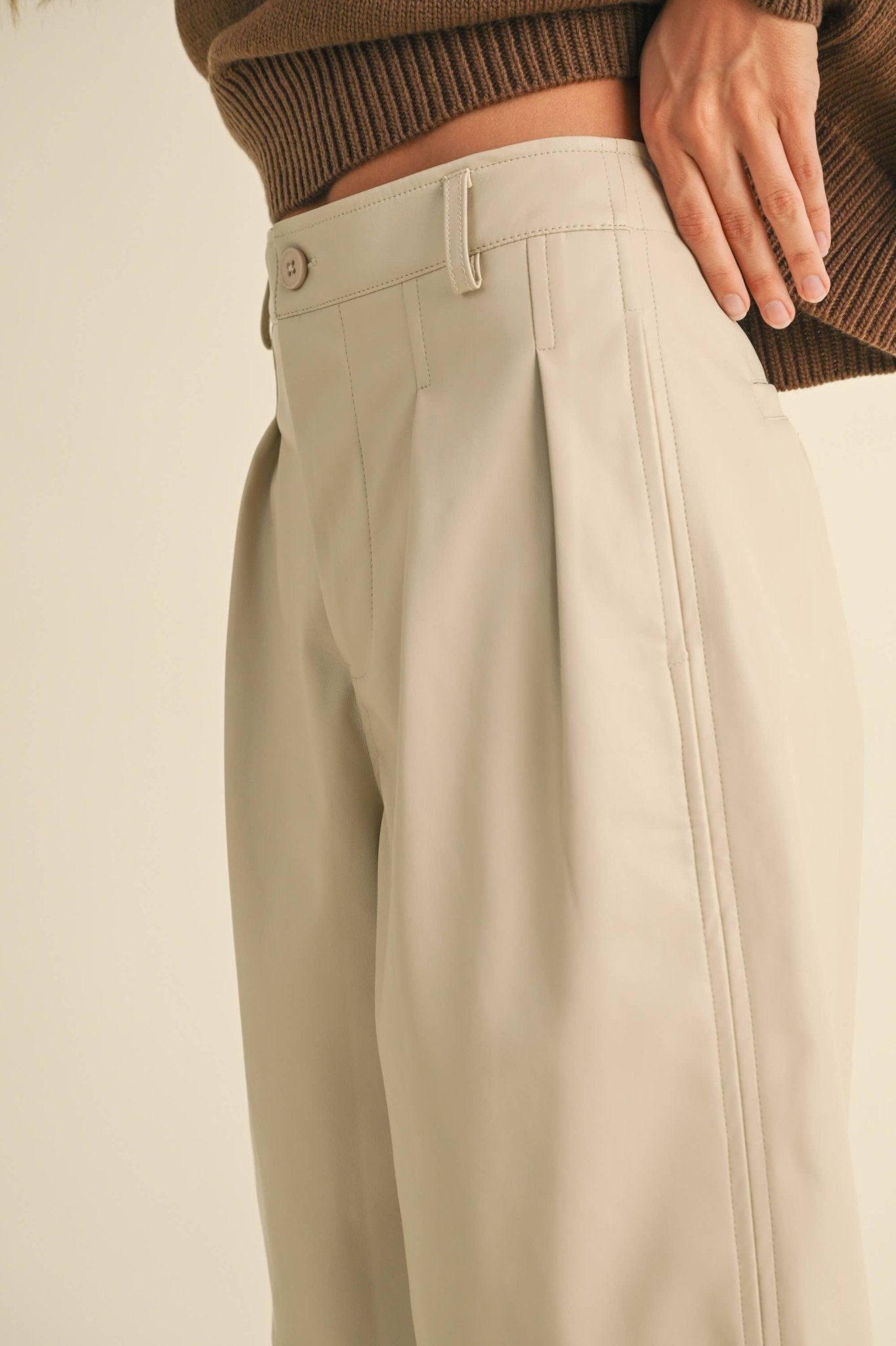 Ecru Bermuda Short Pants - Purpose + Passion Boutique