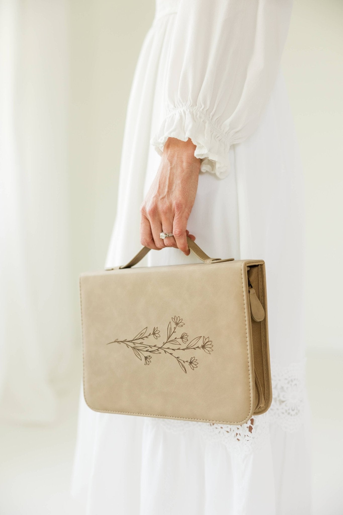 Floral Debossed Bible Case Holder - Purpose + Passion Boutique