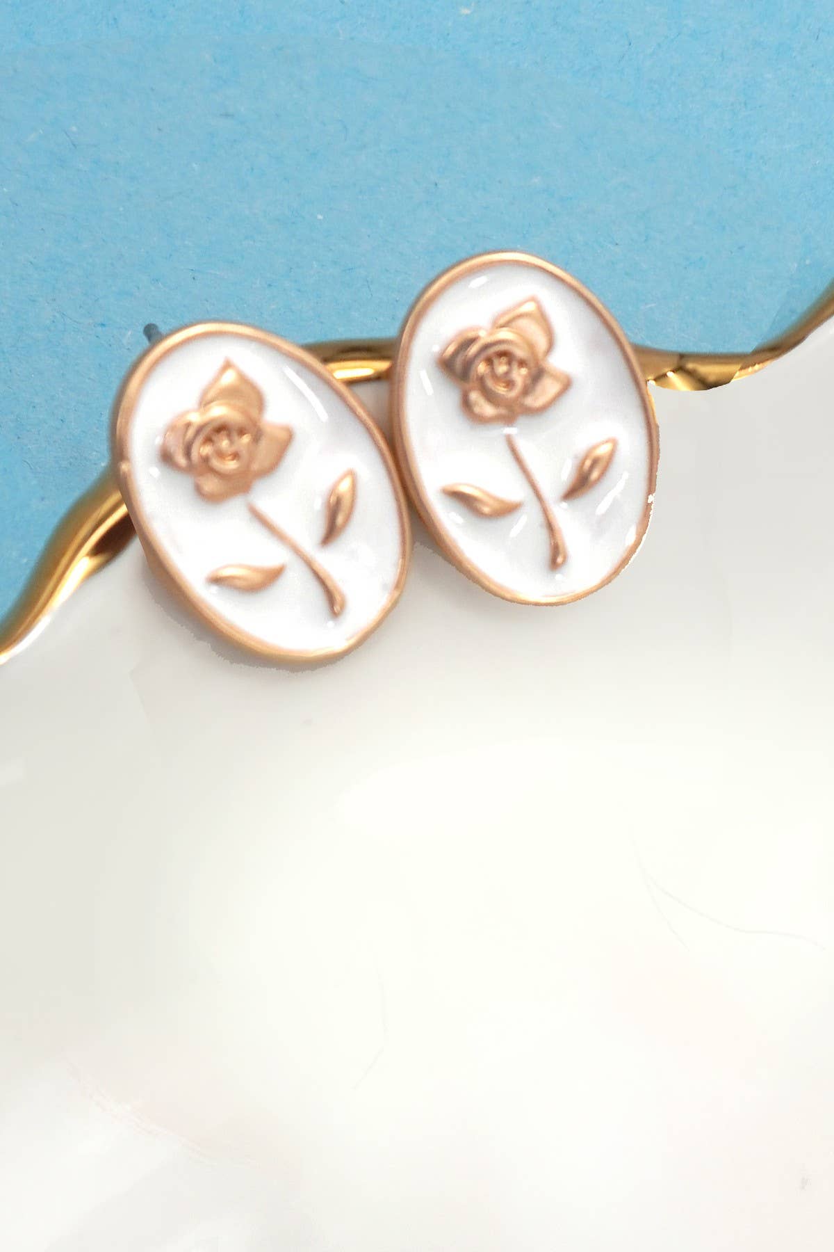 Flower Gold Edge Stud Earring - Purpose + Passion Boutique