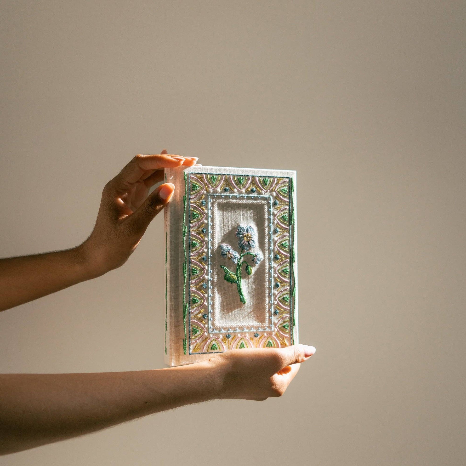 Hosanna Revival Notebook: Lisbon Theme - Purpose + Passion Boutique