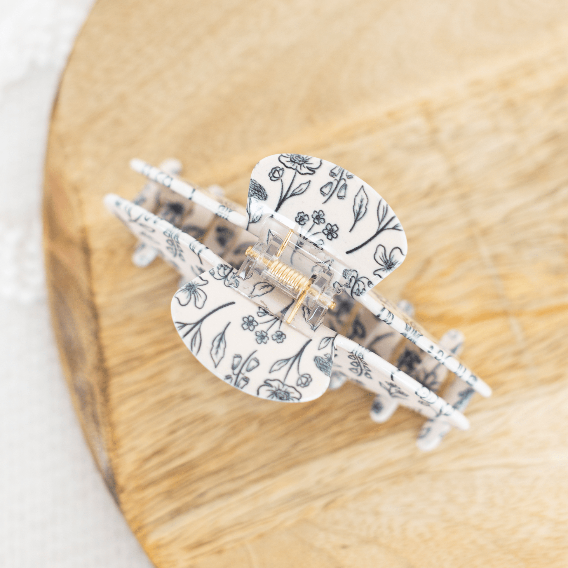 Pressed Floral Claw Clip - Purpose + Passion Boutique