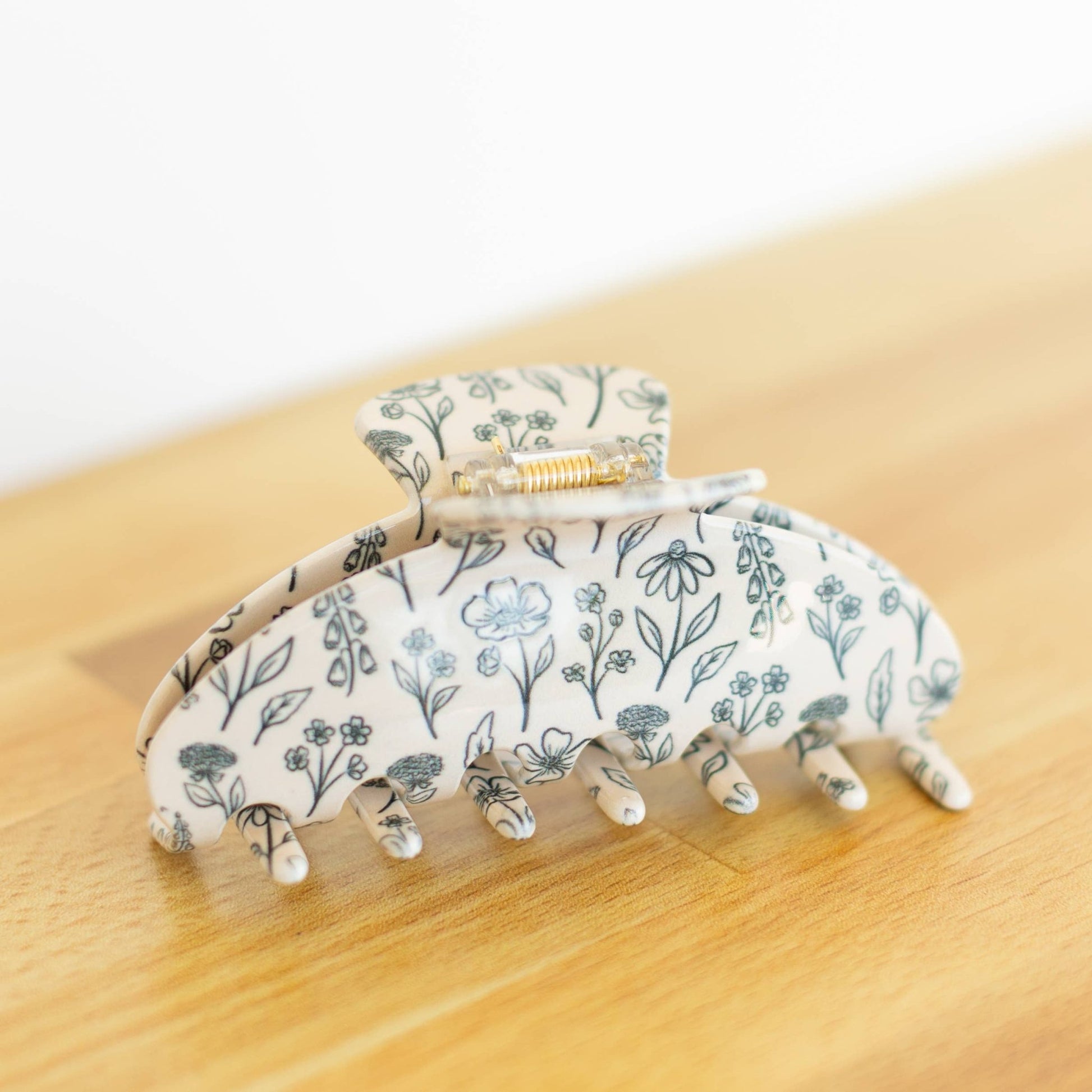 Pressed Floral Claw Clip - Purpose + Passion Boutique
