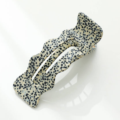 Scalloped Flat Claw Clip - Purpose + Passion Boutique