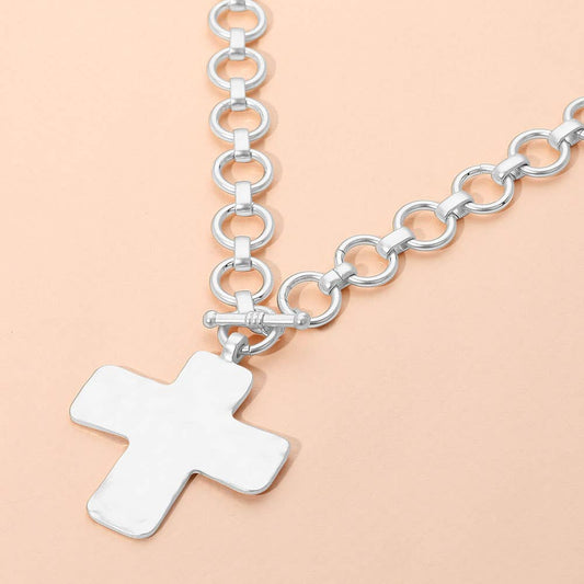 Silver Hammered Matte Metal Cross Pendant Chunky Chain Toggle Necklace - Purpose + Passion Boutique