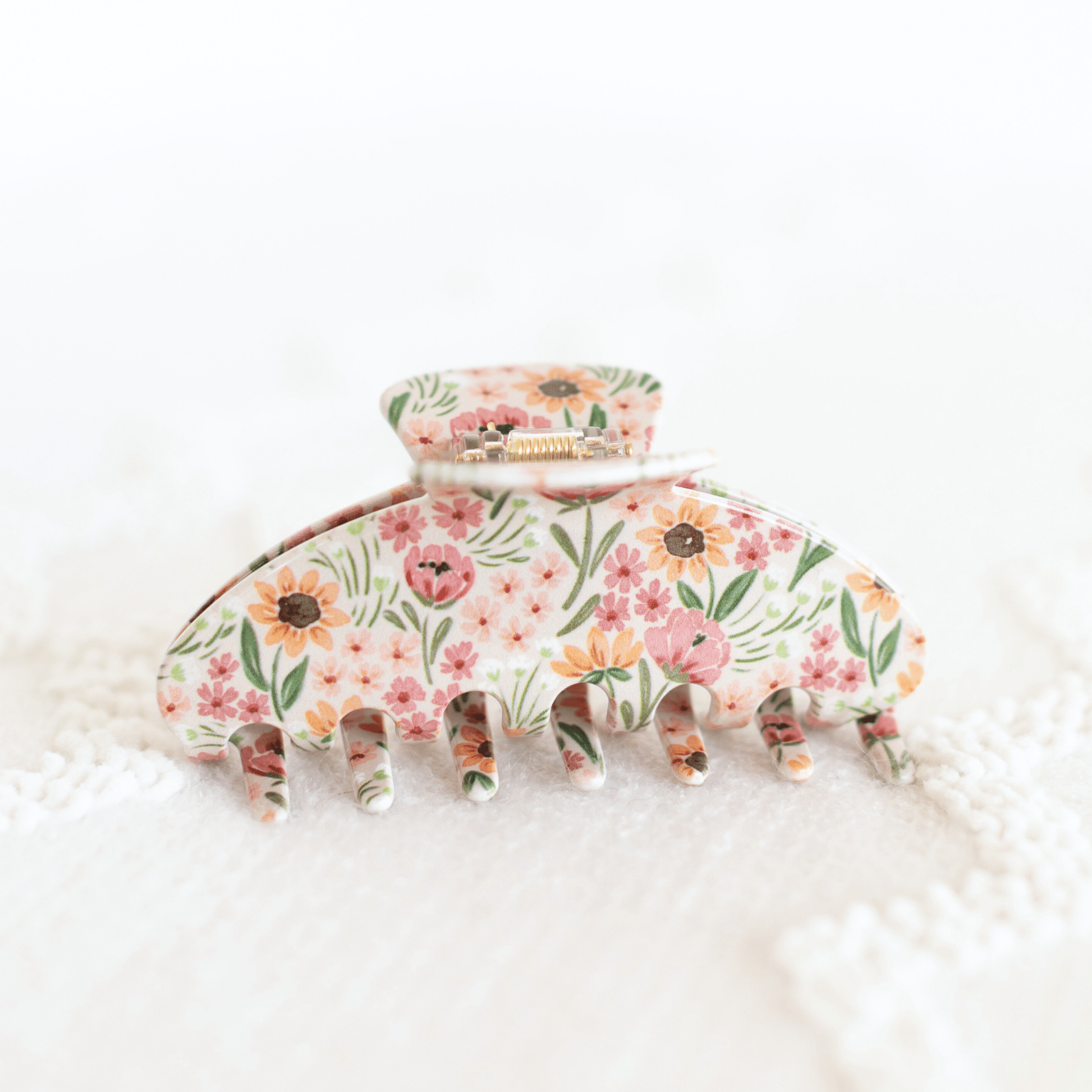Sunny Poppies Claw Clip - Purpose + Passion Boutique