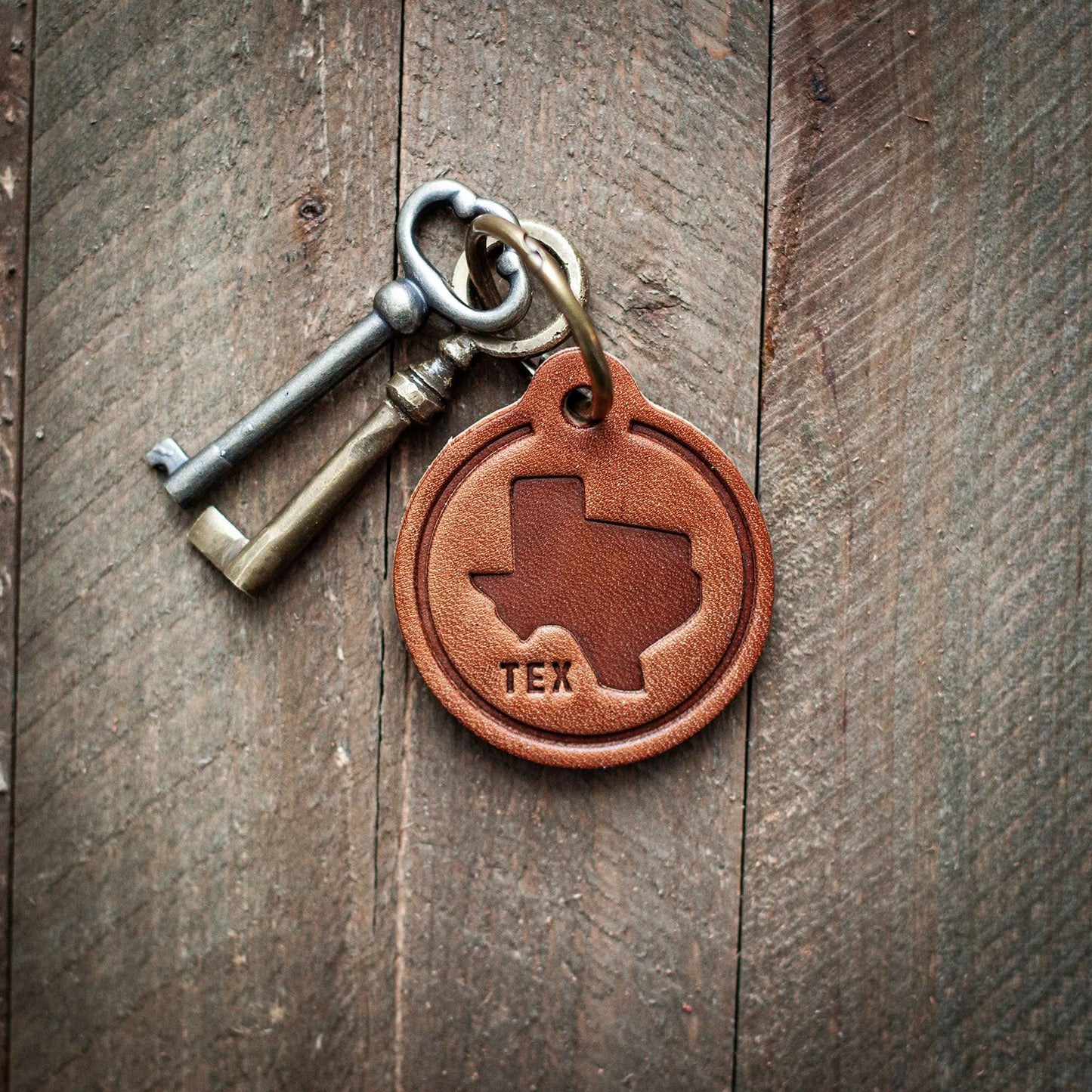 Texas Silhouette Leather Keychain Circle - Purpose + Passion Boutique