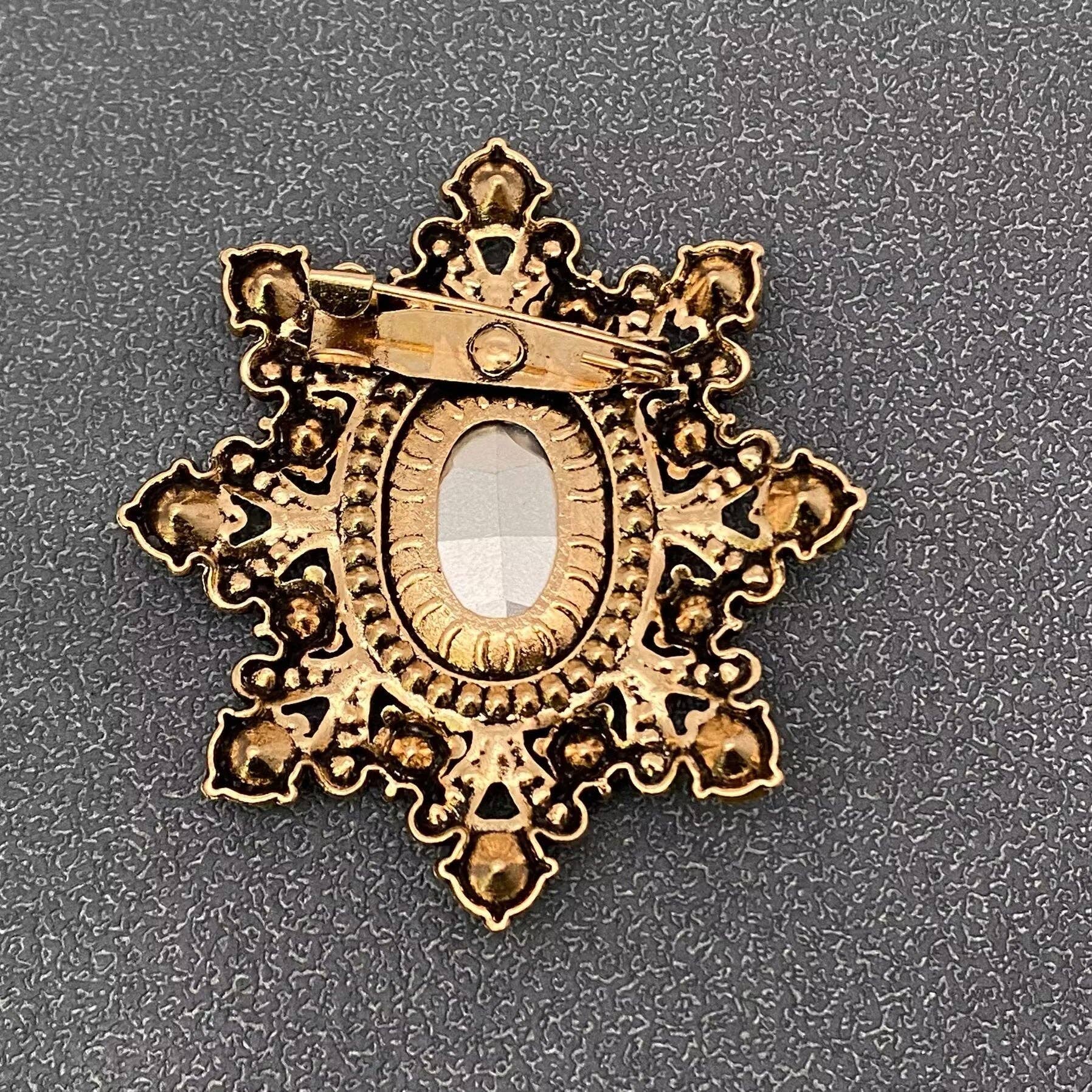 Vintage Sparkling Glass & Rhinestone Snowflake Brooch - Purpose + Passion Boutique